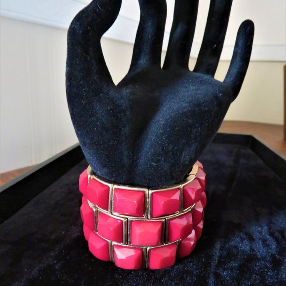 FASHION BRACELET RETRO LOOK - FUN! - Picture 1 of 4
